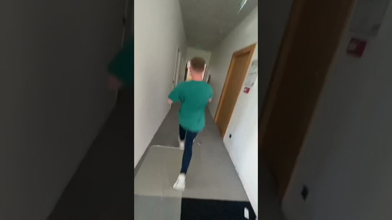 michou fait des jeux de mots sur tiktok 😭