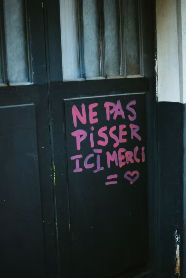 « Si le feu approche, ils seront libérés » : la déclaration surprenante d&rsquo;une influenceuse mise en cause…
